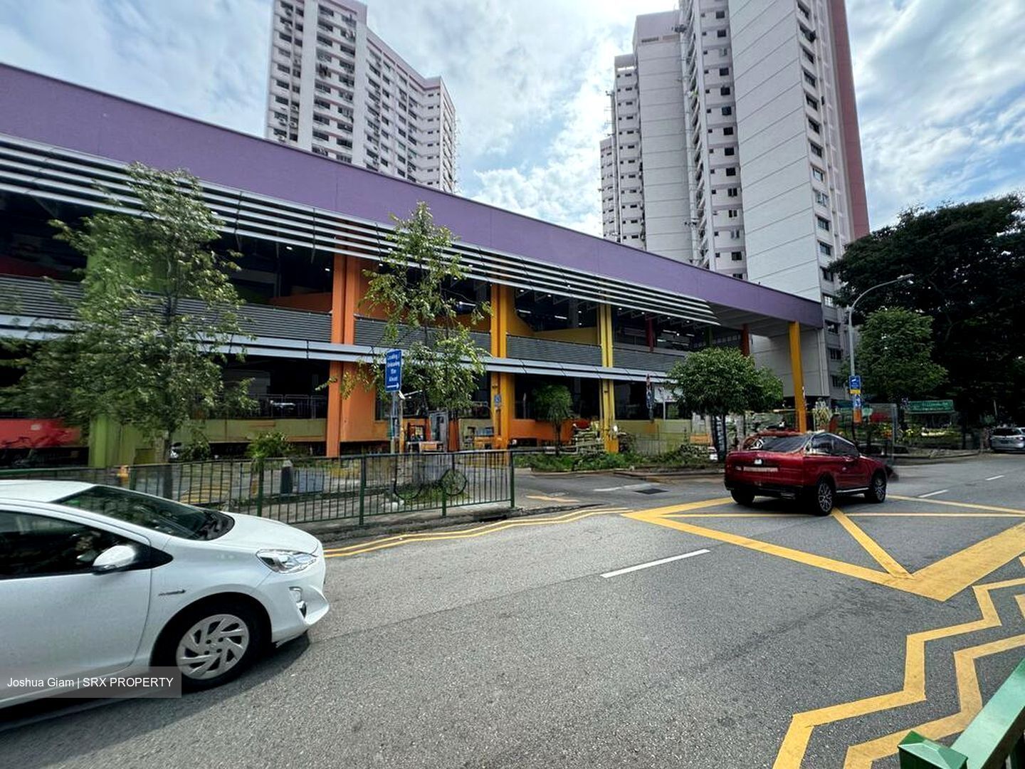 Desker Road (D8), Retail #497125831